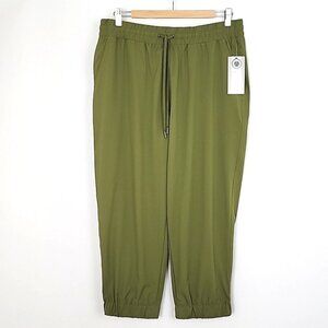 NWT Mondetta Women's Mayfly All Day Capri Jogger Green Large